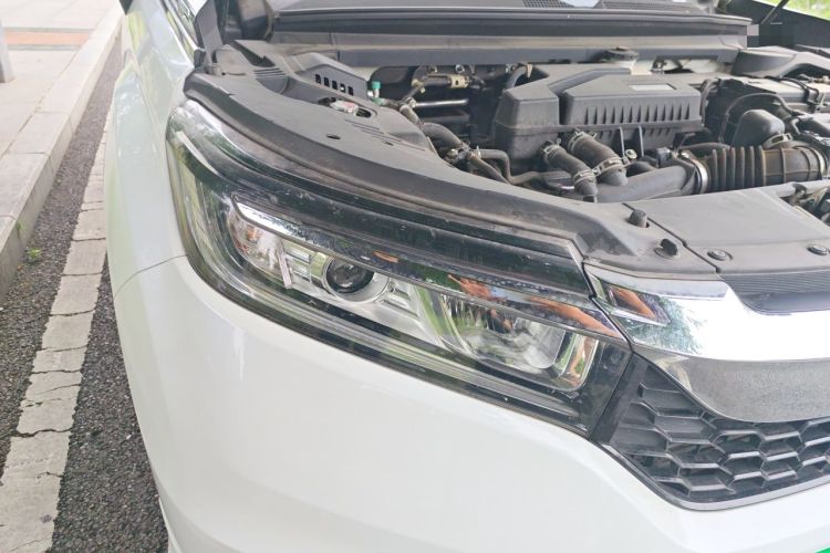 Used Honda Avancier 2017 240TURBO Two-Wheel Drive Luxury Edition Right Front Headlight