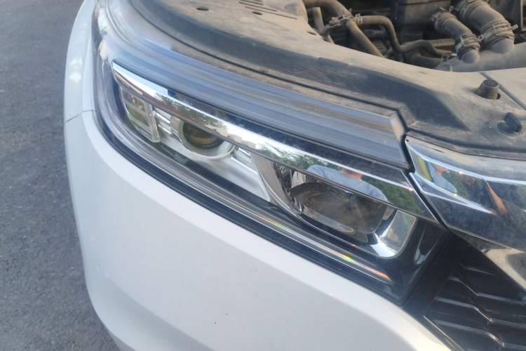 Used Honda Avancier 2017 240TURBO Two-Wheel Drive Elite Edition Right Front Headlight