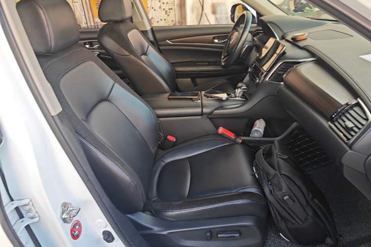 Used Honda Avancier 2017 240TURBO Two-Wheel Drive Comfort Version Right Front Seat