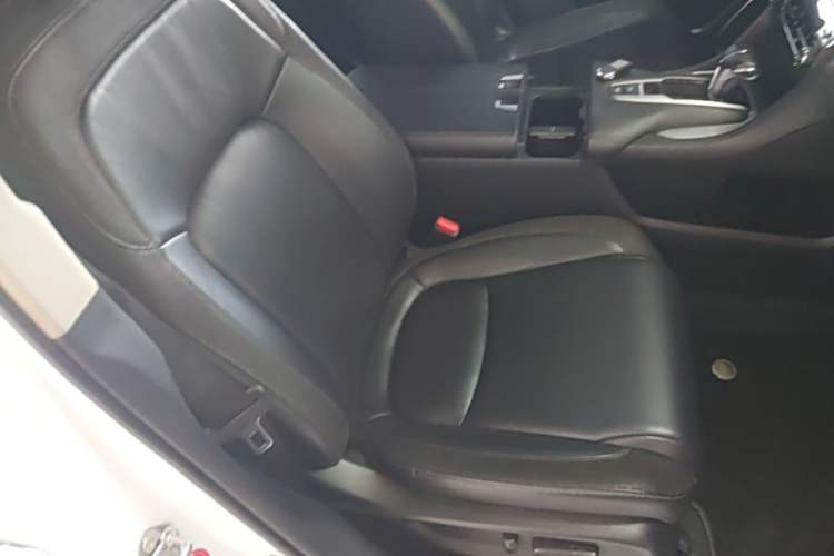 Used Honda Avancier 2017 240TURBO Two-Wheel Drive Comfort Version Right Front Seat