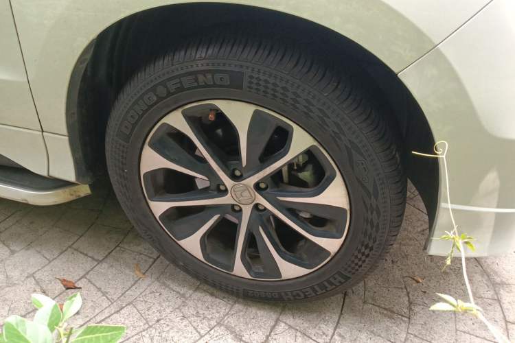 Used Honda Avancier 2017 240TURBO Two-Wheel Drive Luxury Edition Right Front Wheel Hub