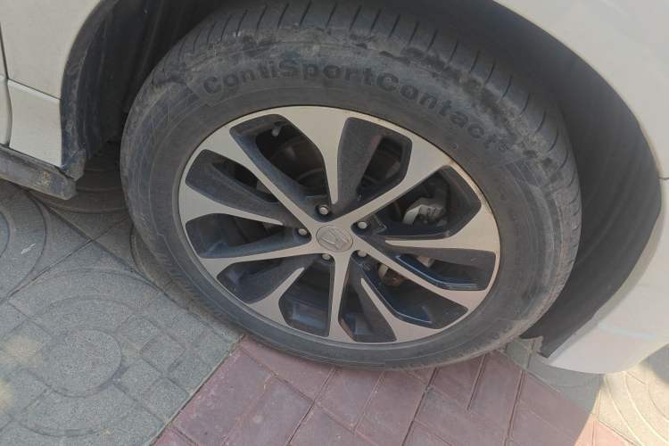 Used Honda Avancier 2017 240TURBO Two-Wheel Drive Luxury Edition Right Front Wheel Hub