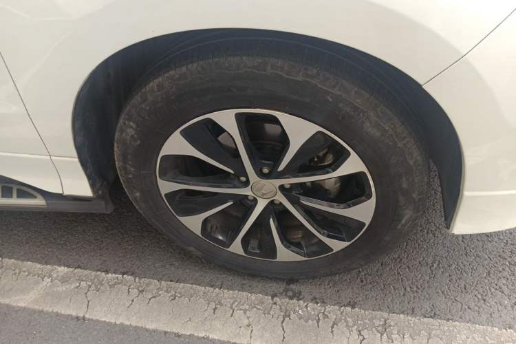 Used Honda Avancier 2017 240TURBO Two-Wheel Drive Luxury Edition Right Front Wheel Hub