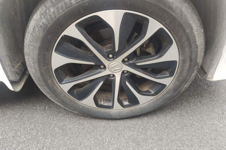 Used Honda Avancier 2017 240TURBO Two-Wheel Drive Comfort Version Right Front Wheel Hub