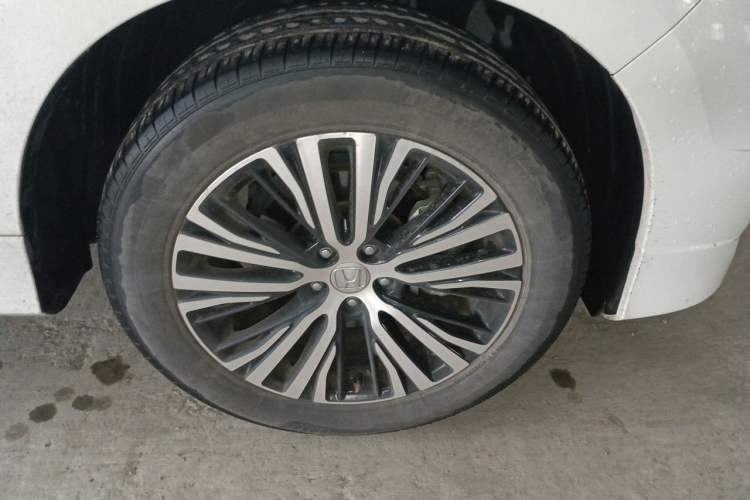 Used Honda Avancier 2017 370TURBO 2WD Luxury Edition Right Front Wheel Hub