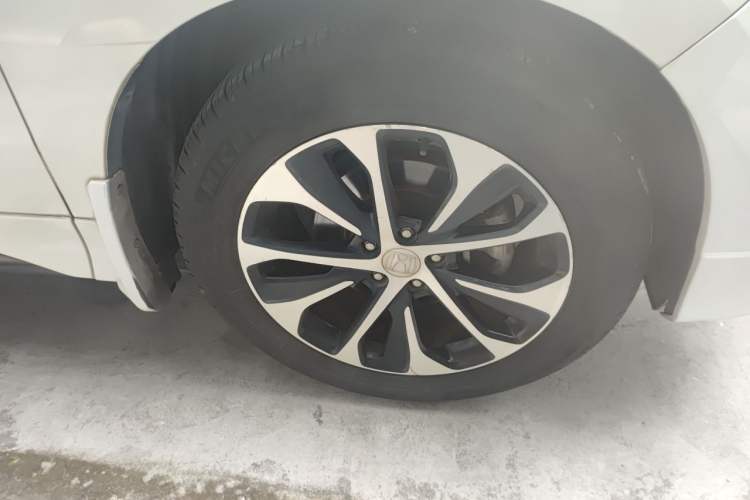 Used Honda Avancier 2017 240TURBO Two-Wheel Drive Luxury Edition Right Front Wheel Hub