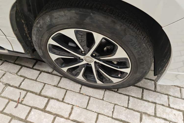 Used Honda Avancier 2017 240TURBO Two-Wheel Drive Comfort Version Right Front Wheel Hub