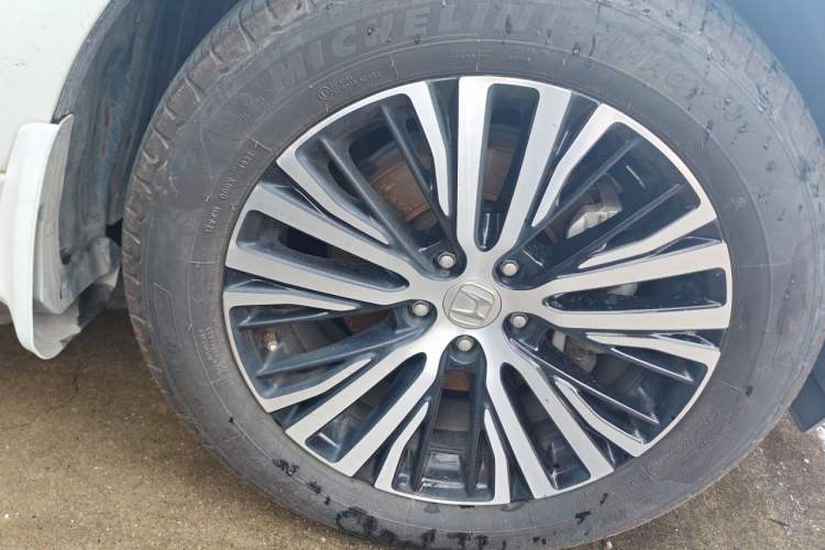 Used Honda Avancier 2017 370TURBO 2WD Luxury Edition Right Front Wheel Hub