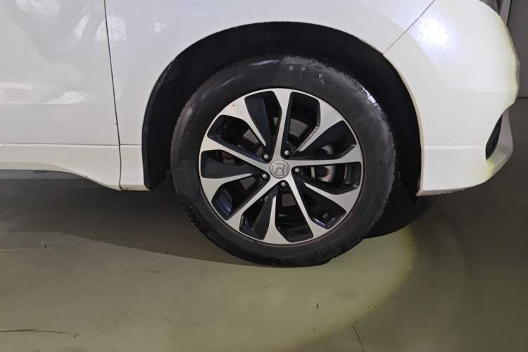 Used Honda Avancier 2017 240TURBO Two-Wheel Drive Comfort Version Right Front Wheel Hub