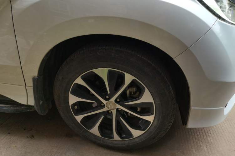 Used Honda Avancier 2017 240TURBO Two-Wheel Drive Luxury Edition Right Front Wheel Hub