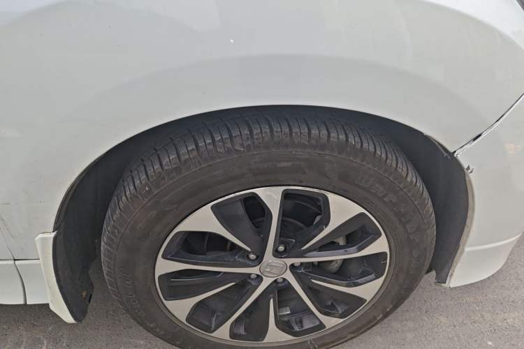 Used Honda Avancier 2017 240TURBO Two-Wheel Drive Luxury Edition Right Front Wheel Hub