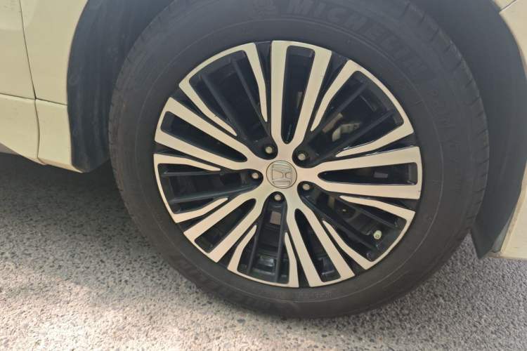 Used Honda Avancier 2017 370TURBO 2WD Luxury Edition Right Front Wheel Hub