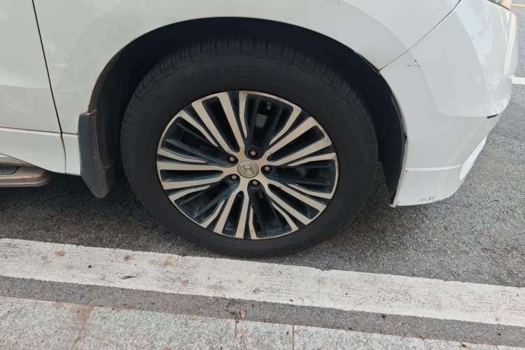 Used Honda Avancier 2017 370TURBO 2WD Luxury Edition Right Front Wheel Hub