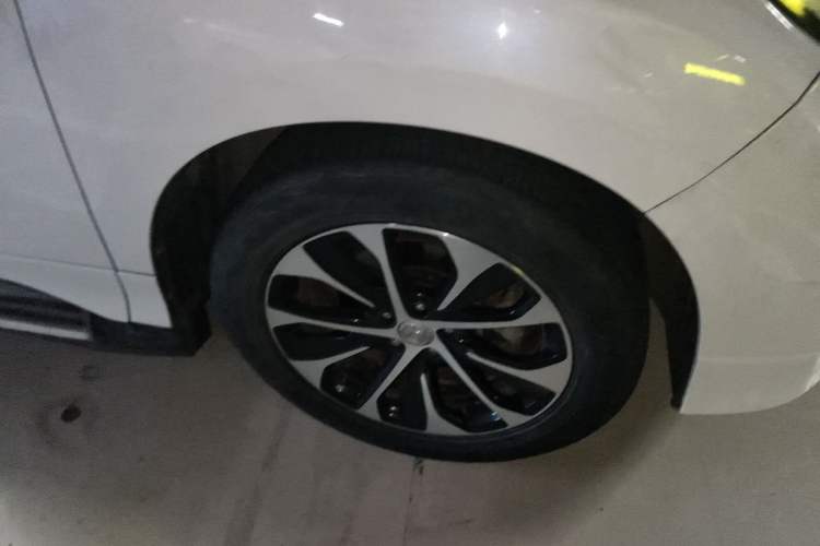Used Honda Avancier 2017 240TURBO Two-Wheel Drive Luxury Edition Right Front Wheel Hub