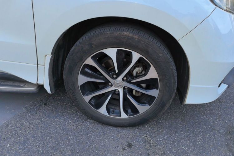 Used Honda Avancier 2017 240TURBO Two-Wheel Drive Luxury Edition Right Front Wheel Hub