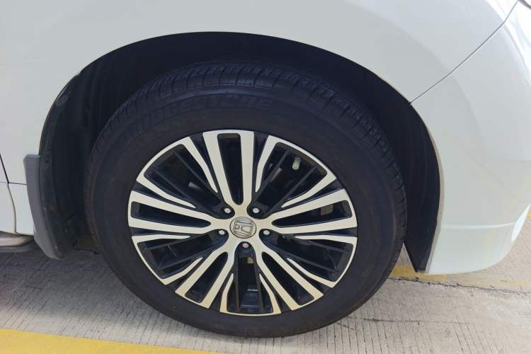 Used Honda Avancier 2017 370TURBO 2WD Luxury Edition Right Front Wheel Hub