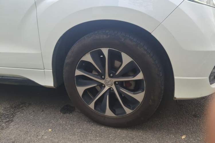 Used Honda Avancier 2017 240TURBO Two-Wheel Drive Luxury Edition Right Front Wheel Hub