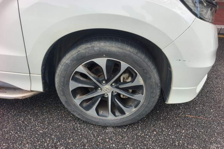 Used Honda Avancier 2017 240TURBO Two-Wheel Drive Elite Edition Right Front Wheel Hub