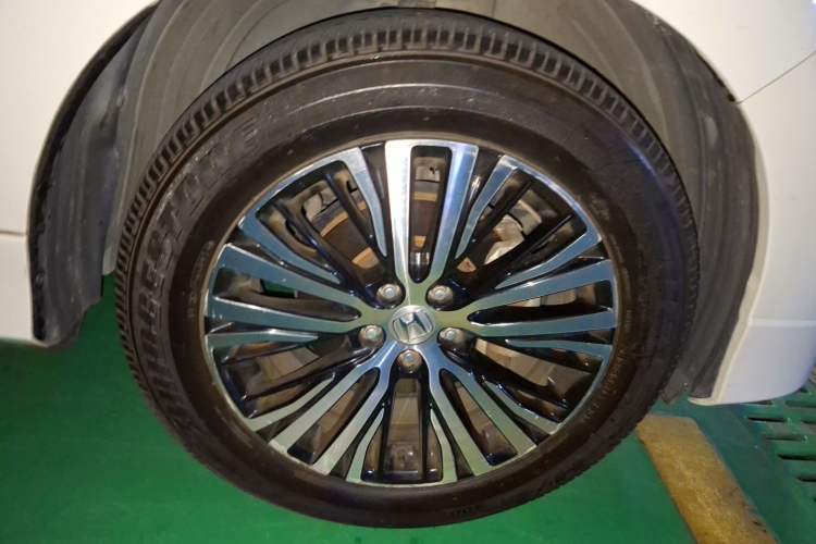 Used Honda Avancier 2017 370TURBO 2WD Luxury Edition Right Front Wheel Hub