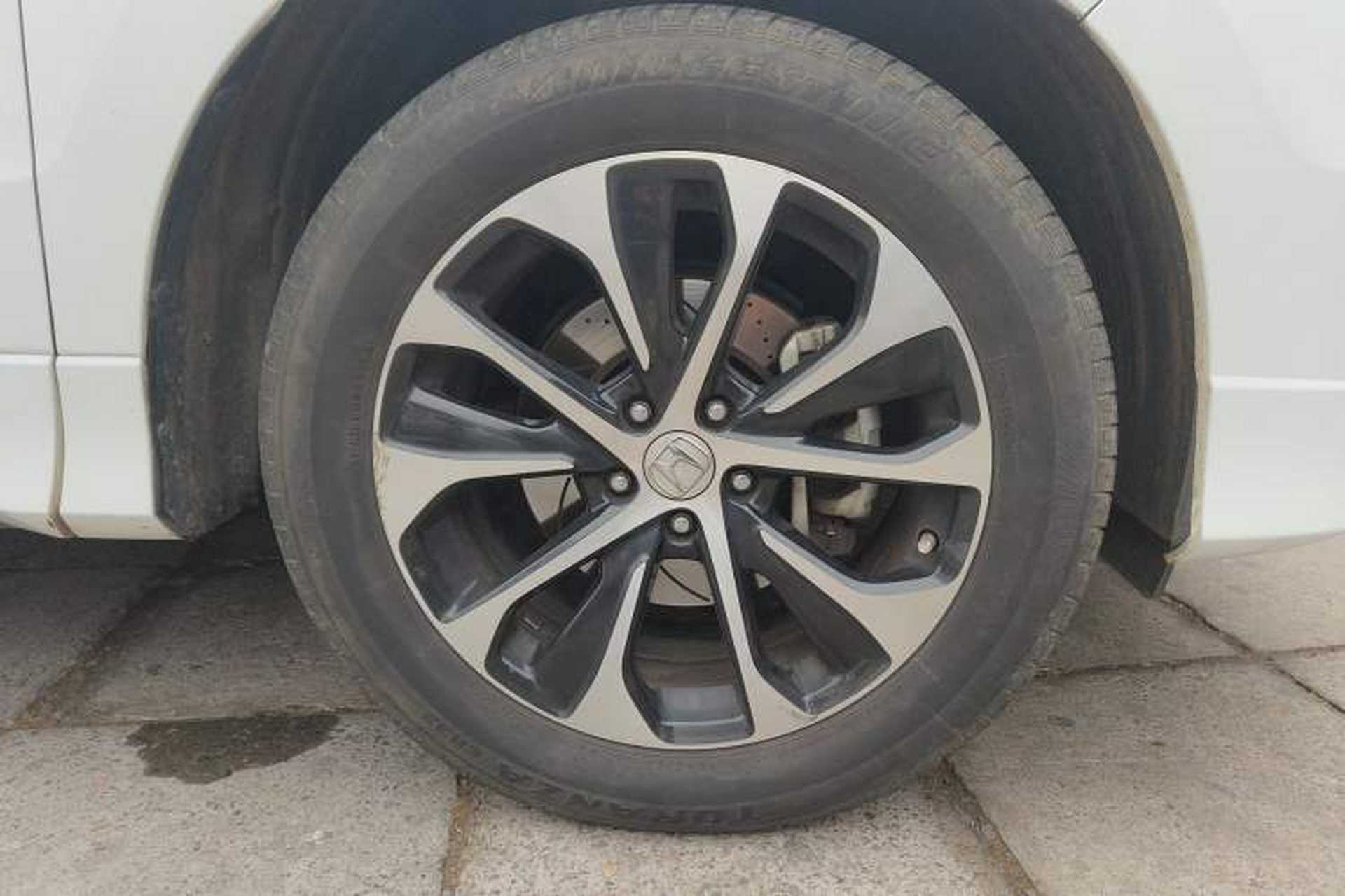 Used Honda Avancier 2017 240TURBO Two-Wheel Drive Comfort Version Right Front Wheel Hub
