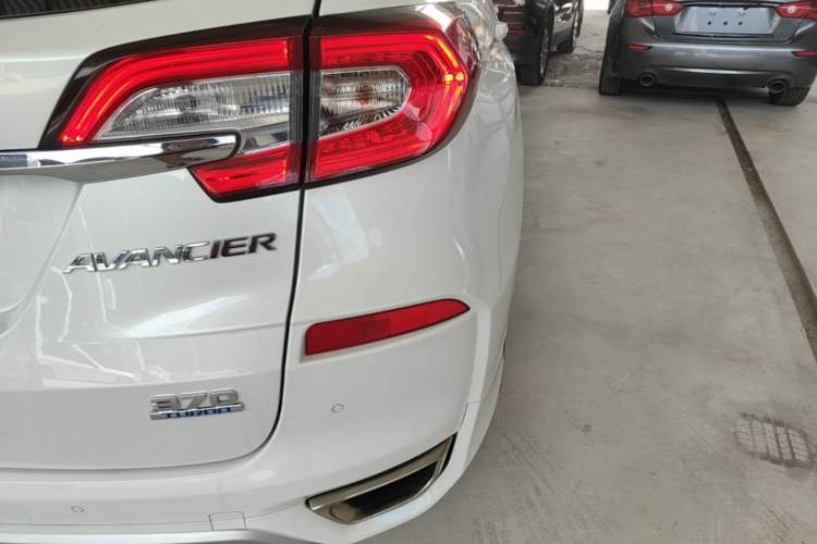 Used Honda Avancier 2017 370TURBO Four-Wheel Drive Supreme Edition Right Rear Taillight