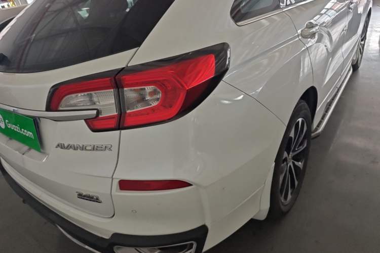 Used Honda Avancier 2017 240TURBO Two-Wheel Drive Premium Edition Right Rear Taillight
