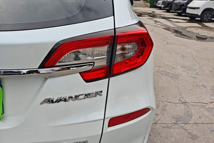 Used Honda Avancier 2017 240TURBO Two-Wheel Drive Comfort Version Right Rear Taillight