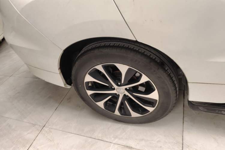 Used Honda Avancier 2017 240TURBO Two-Wheel Drive Comfort Version Right Rear Wheel Hub