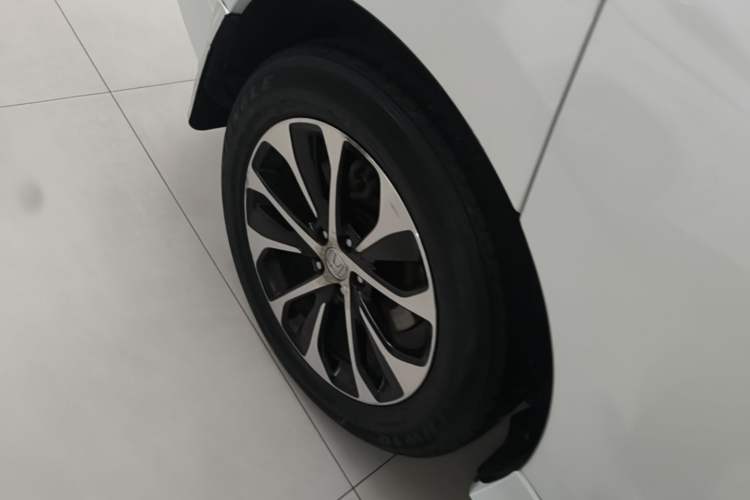Used Honda Avancier 2017 240TURBO Two-Wheel Drive Luxury Edition Right Rear Wheel Hub