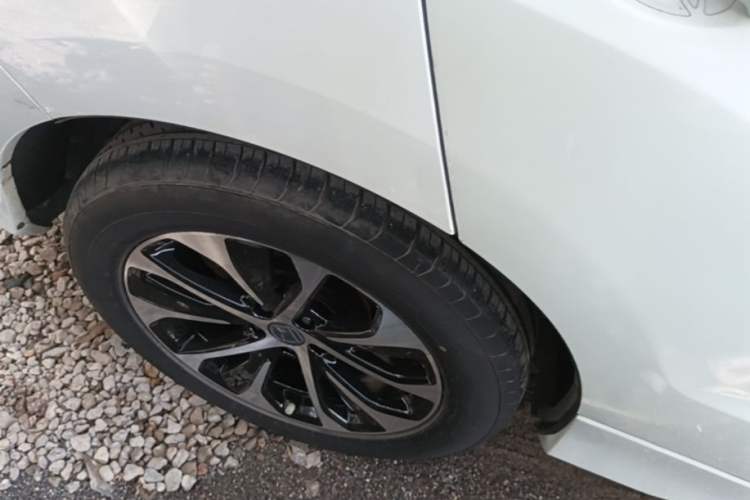 Used Honda Avancier 2017 240TURBO Two-Wheel Drive Premium Edition Right Rear Wheel Hub