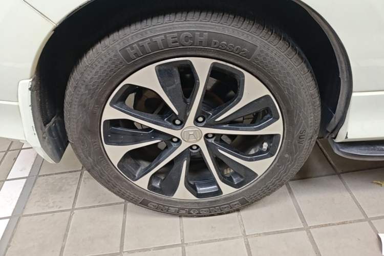 Used Honda Avancier 2017 240TURBO Two-Wheel Drive Comfort Version Right Rear Wheel Hub