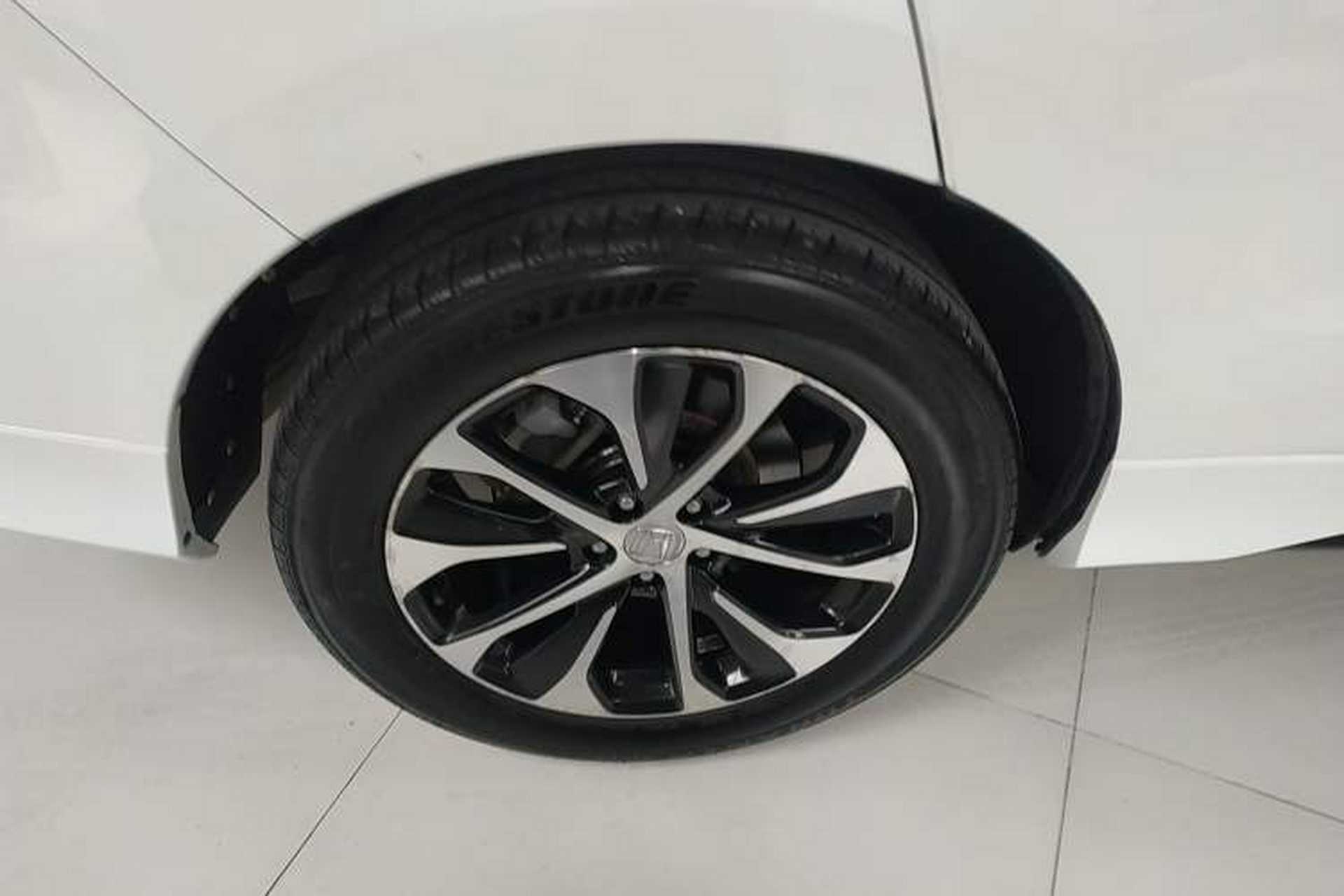 Used Honda Avancier 2017 240TURBO Two-Wheel Drive Premium Edition Right Rear Wheel Hub