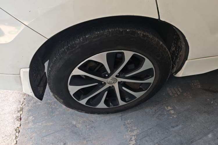 Used Honda Avancier 2017 240TURBO Two-Wheel Drive Comfort Version Right Rear Wheel Hub