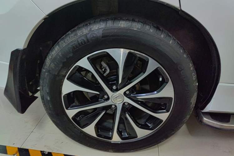 Used Honda Avancier 2017 240TURBO Two-Wheel Drive Elite Edition Right Rear Wheel Hub