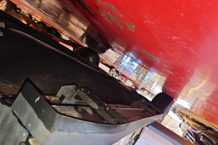 Used Honda Avancier 2017 240TURBO Two-Wheel Drive Elite Edition Right Side Sill