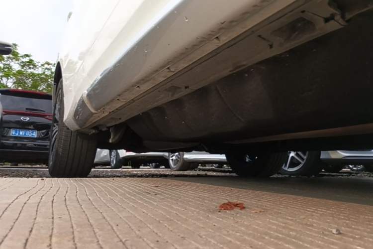 Used Honda Avancier 2017 370TURBO 2WD Luxury Edition Right Side Sill