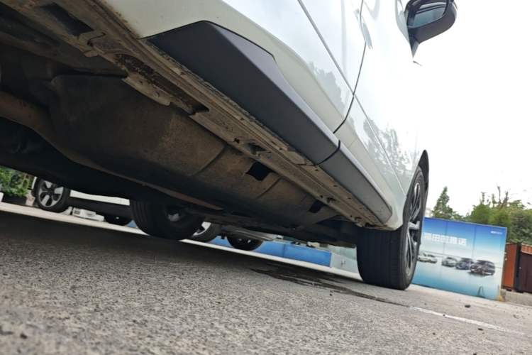 Used Honda Avancier 2017 240TURBO Two-Wheel Drive Comfort Version Right Side Sill