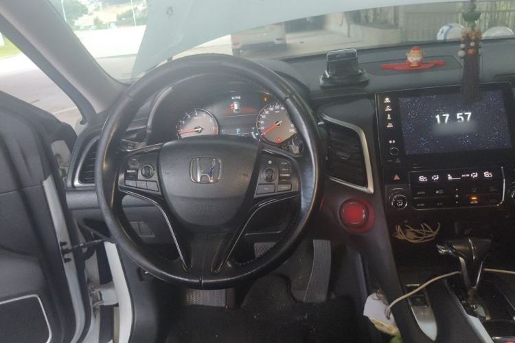 Used Honda Avancier 2017 240TURBO Two-Wheel Drive Premium Edition Steering Wheel