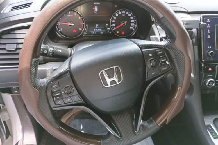 Used Honda Avancier 2017 240TURBO Two-Wheel Drive Premium Edition Steering Wheel