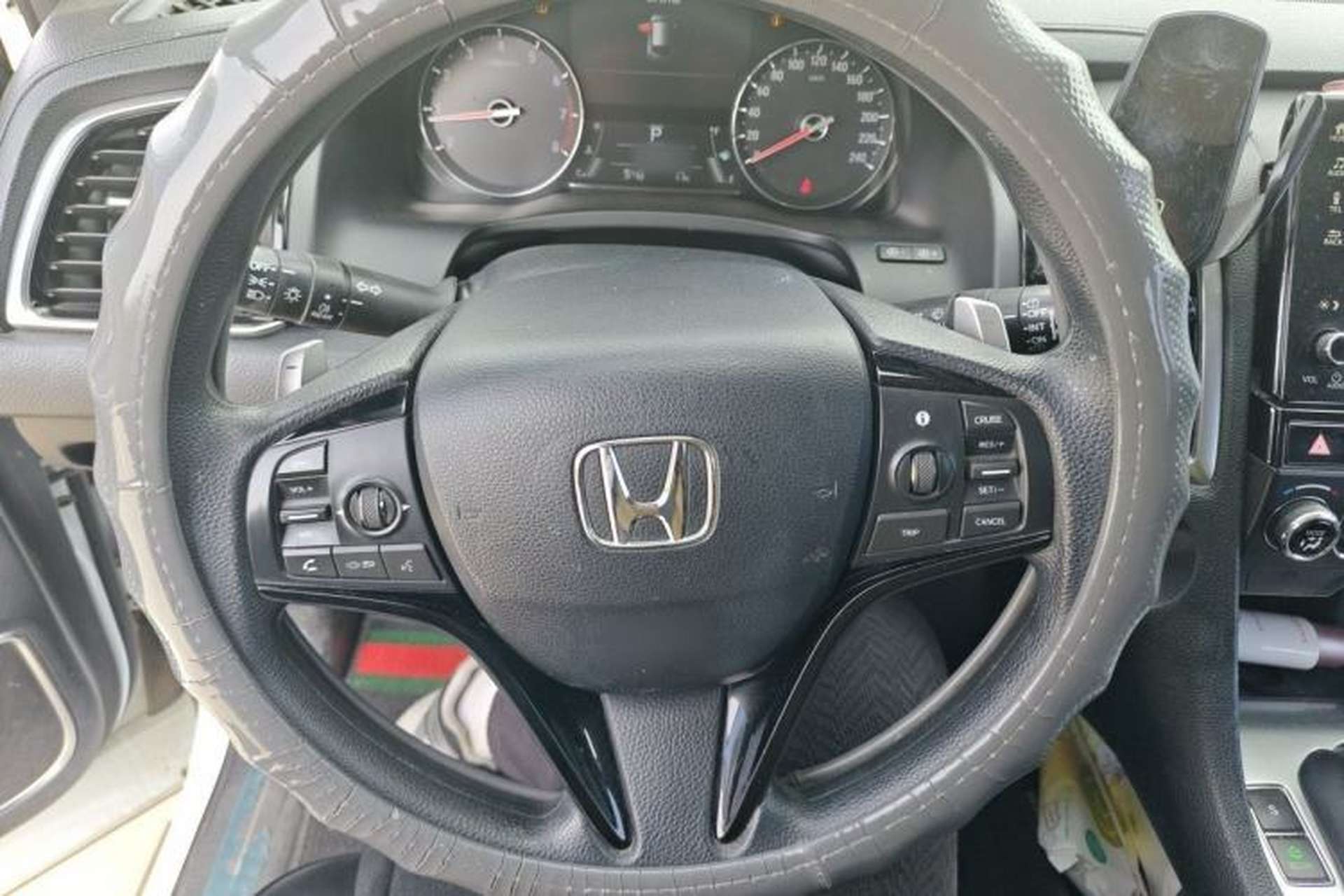 Used Honda Avancier 2017 240TURBO Two-Wheel Drive Elite Edition Steering Wheel