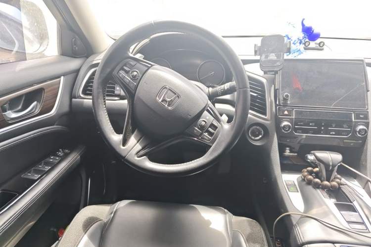 Used Honda Avancier 2017 240TURBO Two-Wheel Drive Premium Edition Steering Wheel