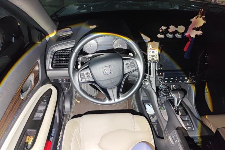 Used Honda Avancier 2017 240TURBO Two-Wheel Drive Premium Edition Steering Wheel