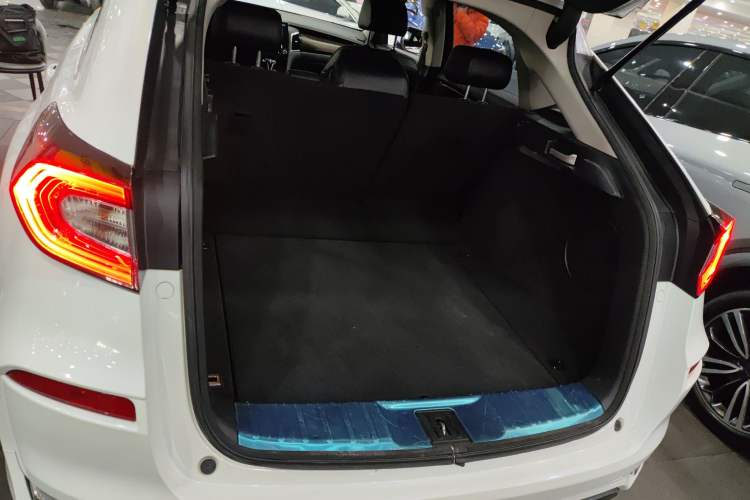Used Honda Avancier 2017 240TURBO Two-Wheel Drive Comfort Version Trunk