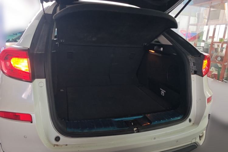 Used Honda Avancier 2017 240TURBO Two-Wheel Drive Premium Edition Trunk