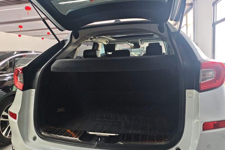 Used Honda Avancier 2017 240TURBO Two-Wheel Drive Premium Edition Trunk