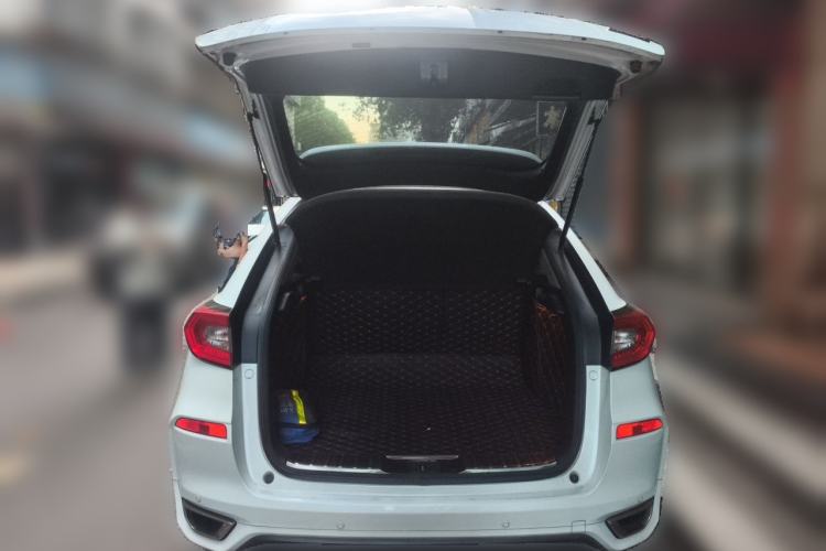 Used Honda Avancier 2017 240TURBO Two-Wheel Drive Elite Edition Trunk