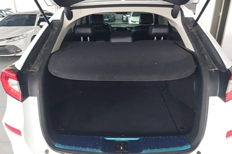 Used Honda Avancier 2017 240TURBO Two-Wheel Drive Comfort Version Trunk
