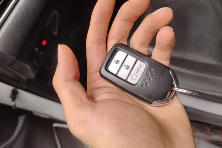 Used Honda Avancier 2017 240TURBO Two-Wheel Drive Comfort Version Vehicle Key