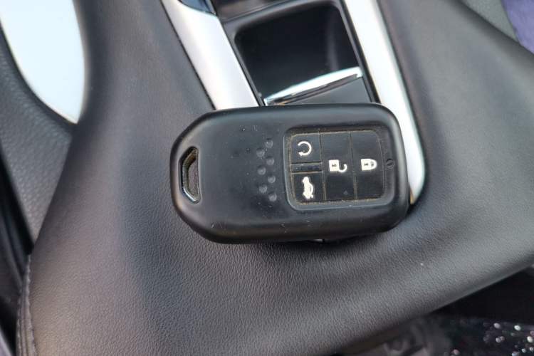 Used Honda Avancier 2017 240TURBO Two-Wheel Drive Premium Edition Vehicle Key