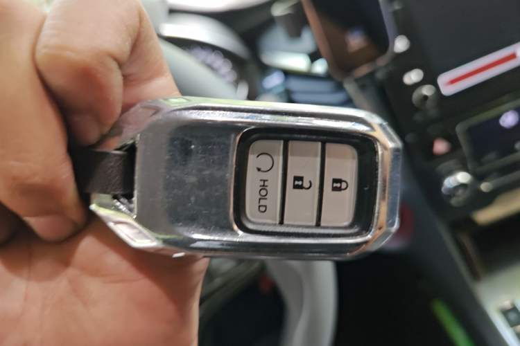 Used Honda Avancier 2017 240TURBO Two-Wheel Drive Elite Edition Vehicle Key
